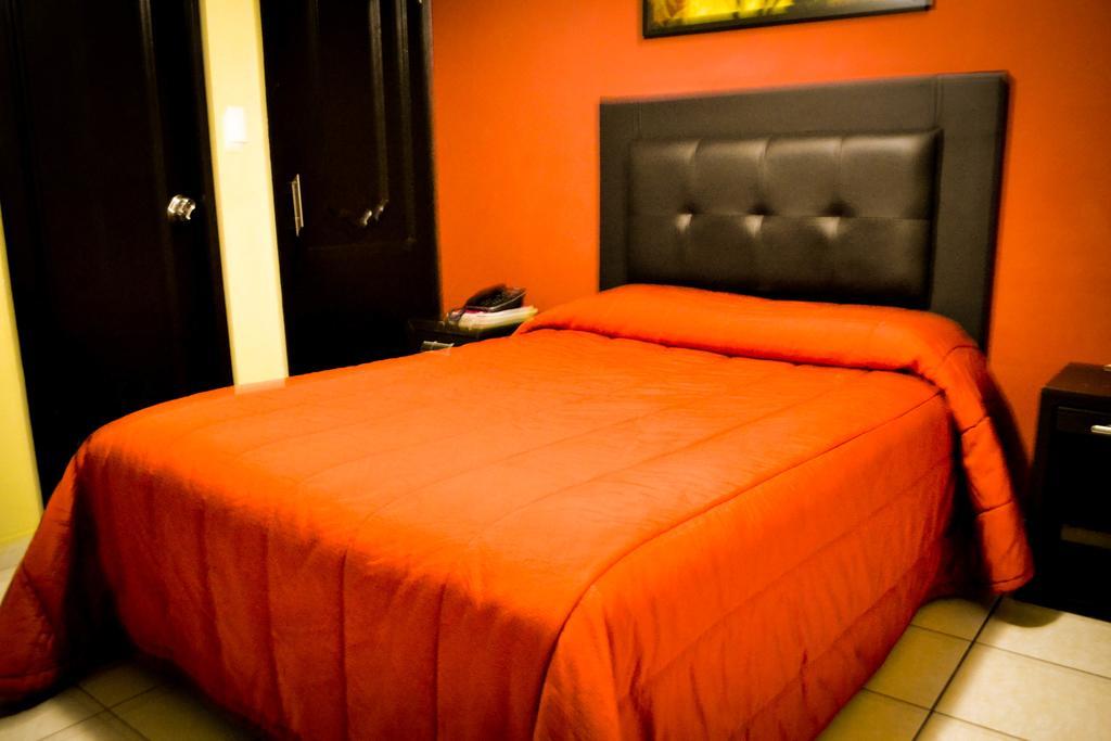 Hotel Villa Cahita Los Mochis Eksteriør bilde